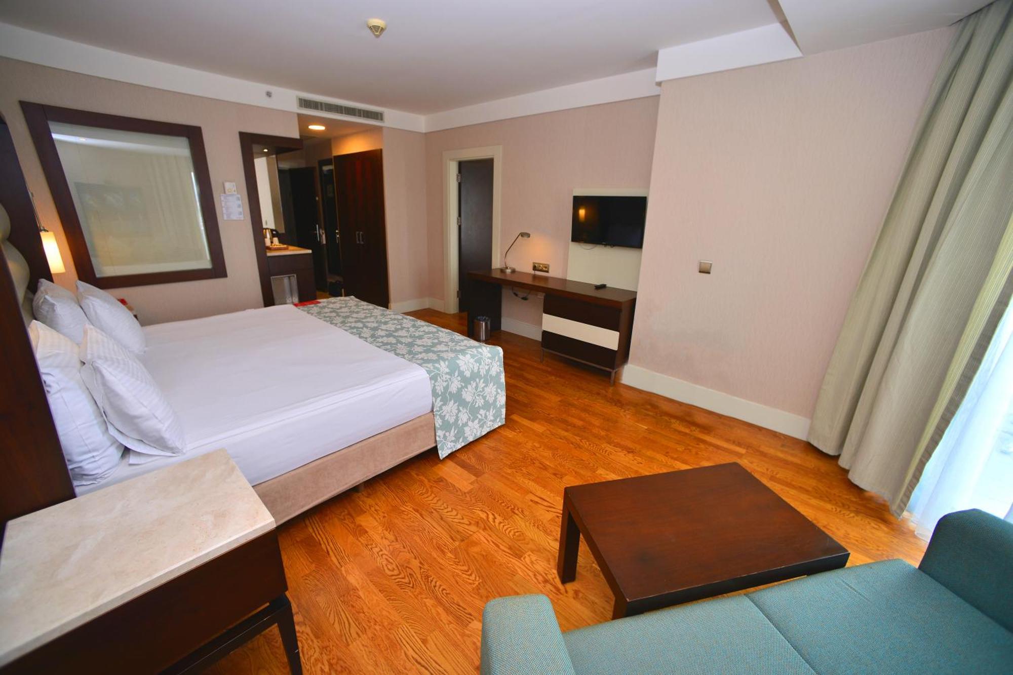 מלון Ramada Plaza