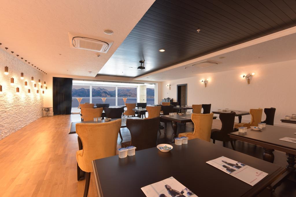 מלון Ramada Plaza